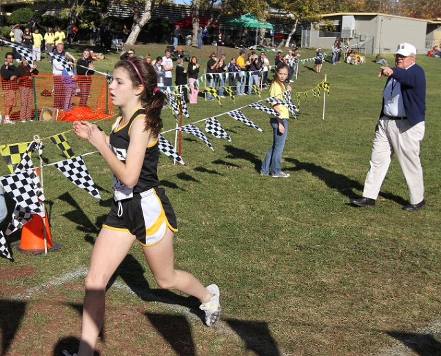 NCS XC D5 Girls-142.JPG - 2009 North Coast Section Cross Country Championships, Hayward High School, Hayward, California